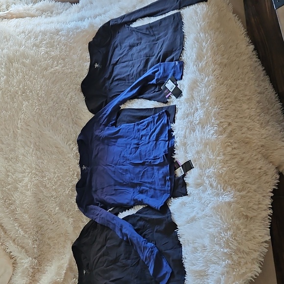 🖤💙🖤NEW MED COUTURE TRIPLE SCRUBS UNDER SHIRT WARM UP TOP BUNDLE🖤💙🖤 - Picture 1 of 10